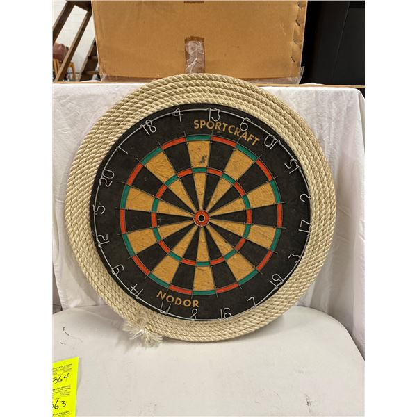 Sport craft dart board