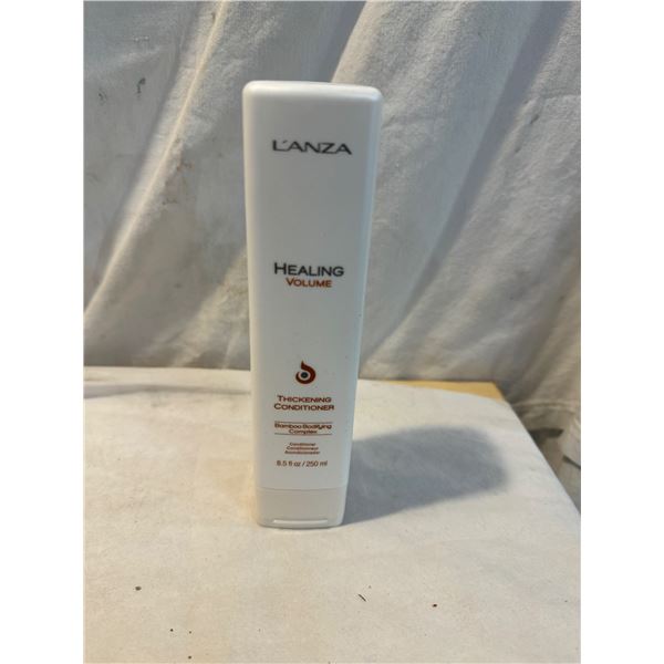 L'Anza healing volume thickening conditioner