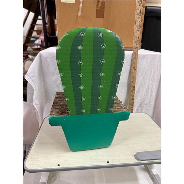 Cactus decor