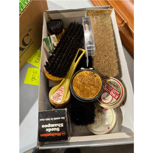 Shoe shine items