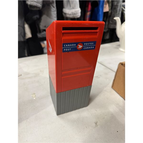 Canada post coin bank