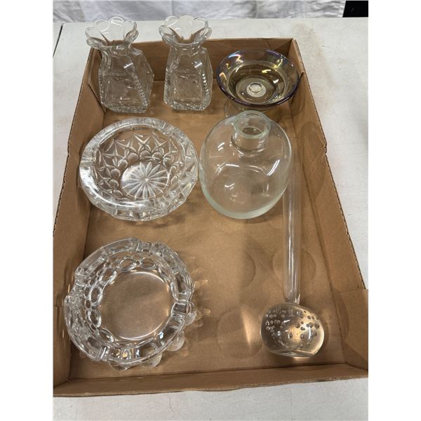 Decor, ashtrays and bud vase