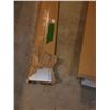 Image 1 : double wide carpet lino 6'