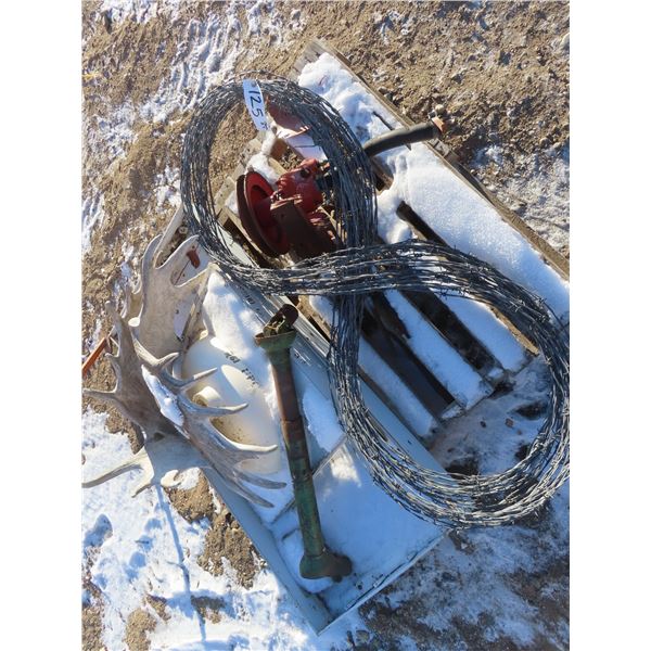 pallet with barbed wire , antlers , 3point attachment , fuel transfer pump