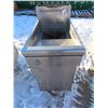 Image 1 : gas deep fryer stainless steel