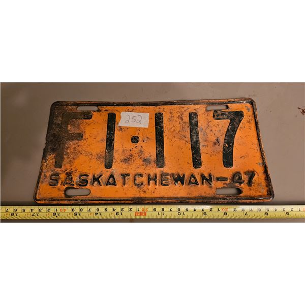 1947 saskatchewan license plate F1-117