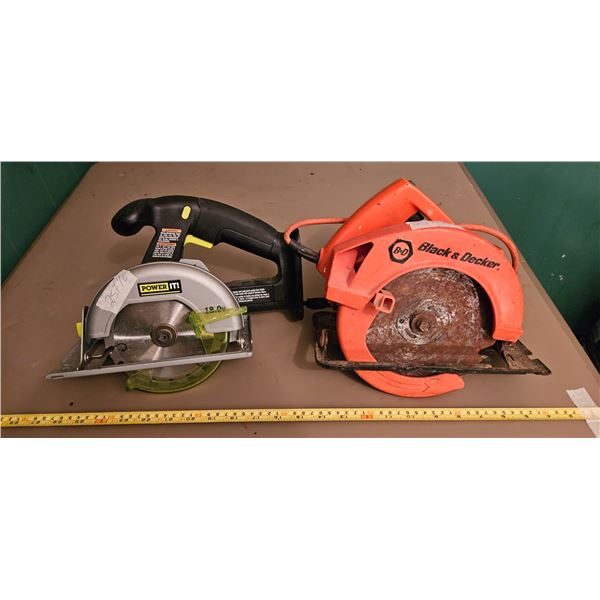 Lot of circular saws