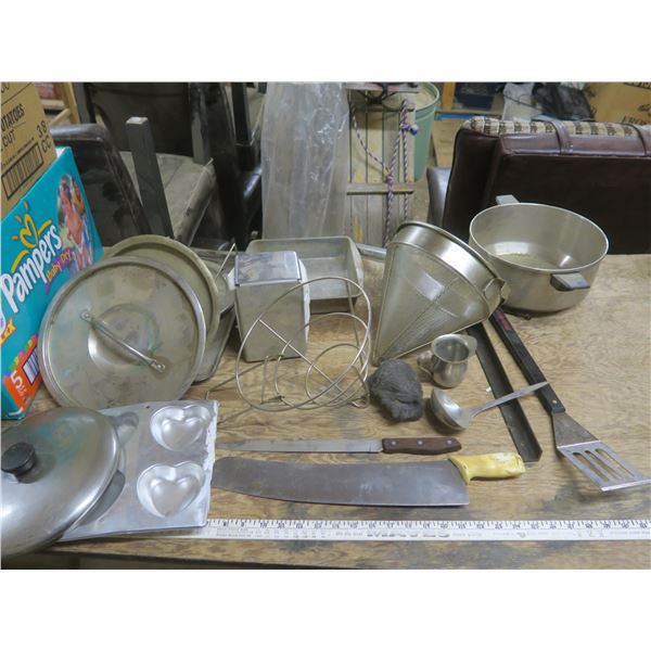 assorted kitchenwares