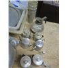 Image 3 : assorted kitchenwares
