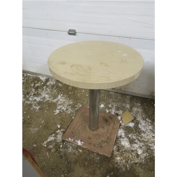 restaurant table - 23.5"Wx29"H