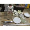Image 1 : assorted kitchenwares