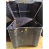 Image 3 : contico heavy plastic carry box