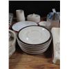 Image 2 : lot of restaurant dishes