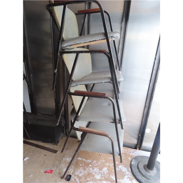 set of 4 chairs