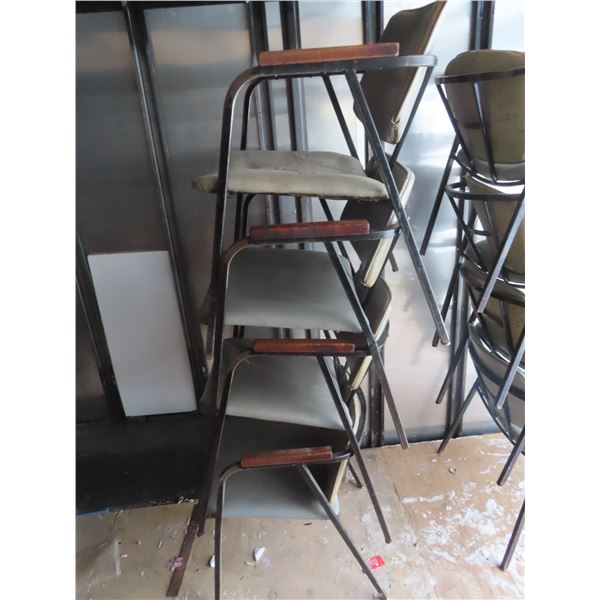 set of 4 chairs