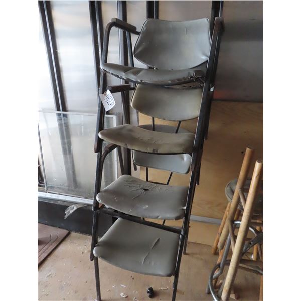 set of 4 restaurant chairs