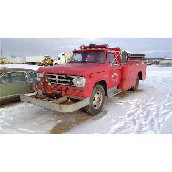 1969 Fargo 400 Fire truck  VIN D41DGOS113707 runs and drives needs brake work