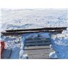 Image 3 : pieces of railway track 90"