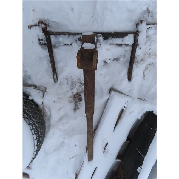 3 point bale fork