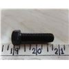 Image 1 : 24 pounds of 1-3/4 hex head bolts grade 5
