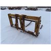Image 4 : loader forks