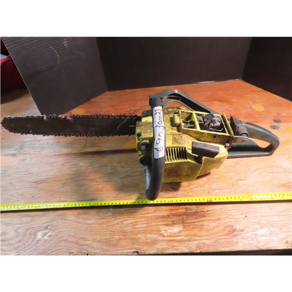 P28 pioneer chainsaw, good compression