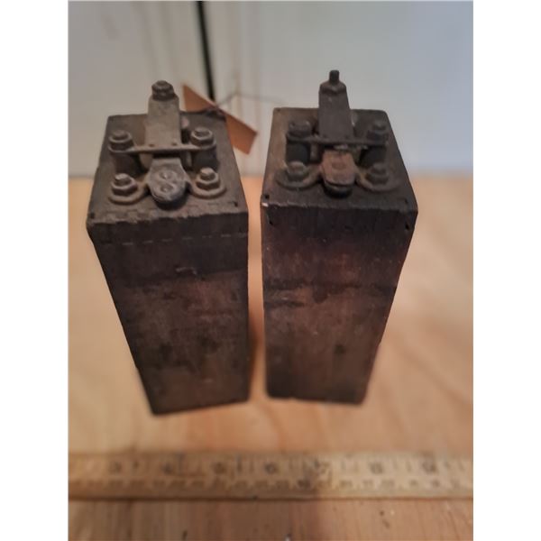 Model 60 New York,  USA, ignition coil oak wooden box (PAIR