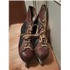 Image 1 : Men’s Vintage Ice Skates, Size 11, Made in Canada