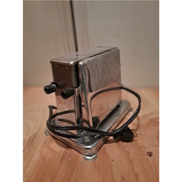 Vintage Flip Side Primitive Electric Toaster - Schmalz Auctions