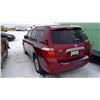 Image 3 : 2008 Toyota Highlander has keys needs motor VIN JTEES41A382007082