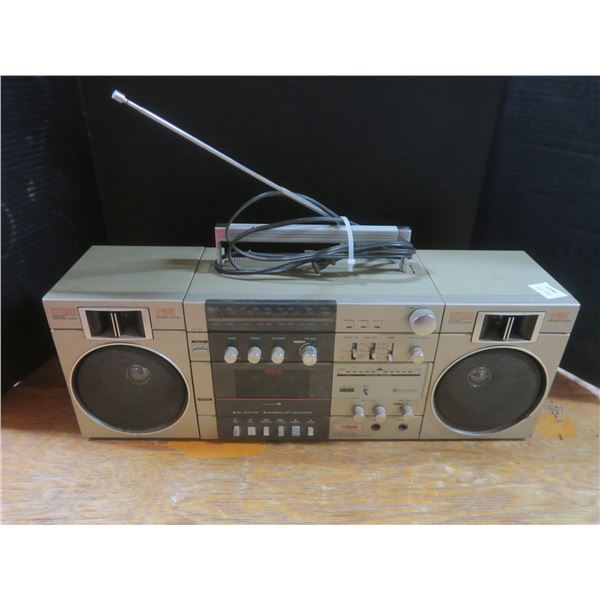 Prosonic cassette player radio