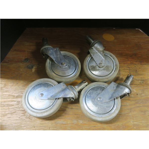 4x 6" swivel casters