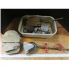 Image 1 : assorted hardware and hitch pins