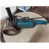 Image 2 : makita sander grinder