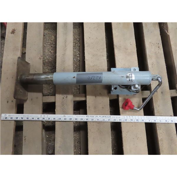 never installed trailer jack