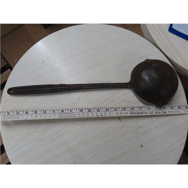 cast iron scoop