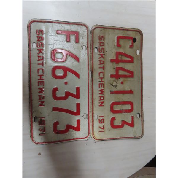 1971 SK licence plates