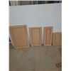Image 2 : 4 cabinet doors (see description)