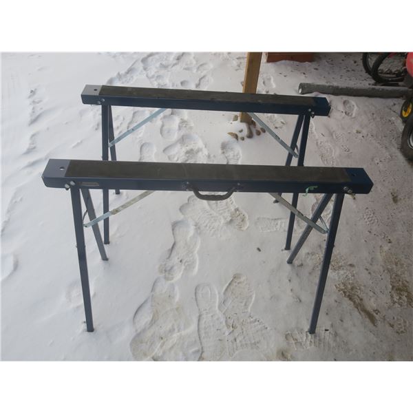 pair of saw horses