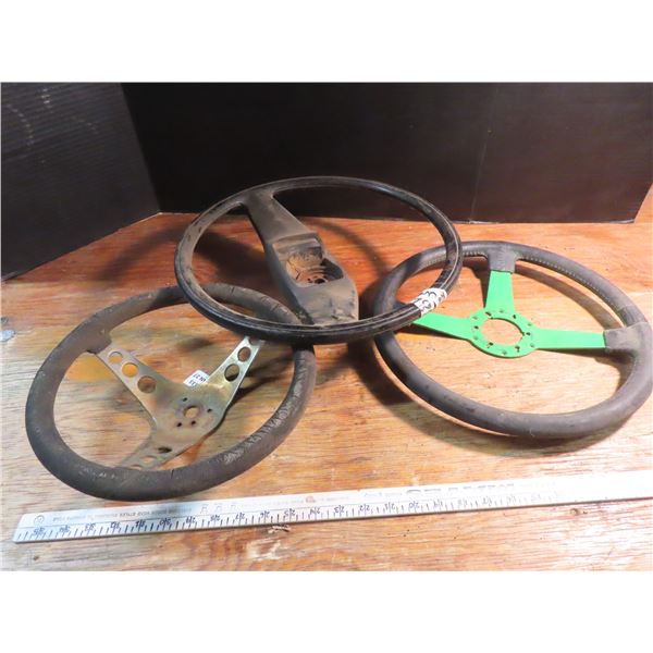 Set of 3 steering wheels