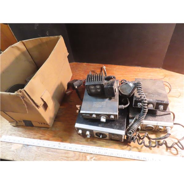 CB radio lot