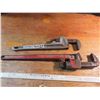 Image 1 : 2 large ppipe wrenches