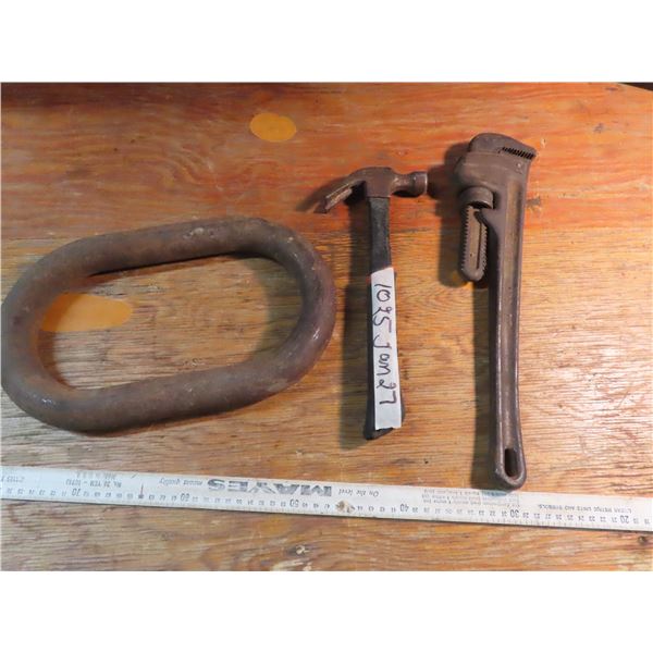 Pipe wrench, steel link, hammer