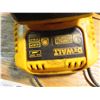 Image 2 : 18v dewalt charger-battery