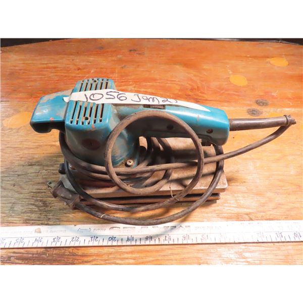 makita finishing sander