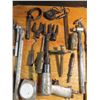 Image 2 : Air chisel with seperators, large lot of tools