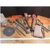 Image 1 : Box of assorted tools