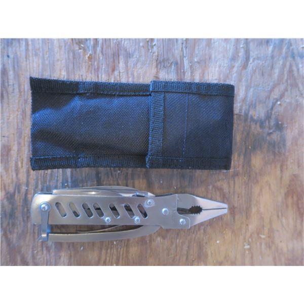 stainless multitool with case