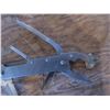Image 4 : stainless multitool with case