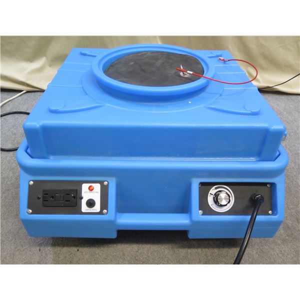 One Dry Air Scrubber Model AS110002 (works on High/Low-does not power off)